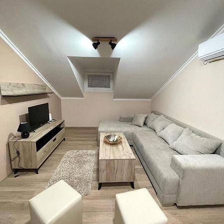 Vivko Apartments Veliko Gradište Dış mekan fotoğraf