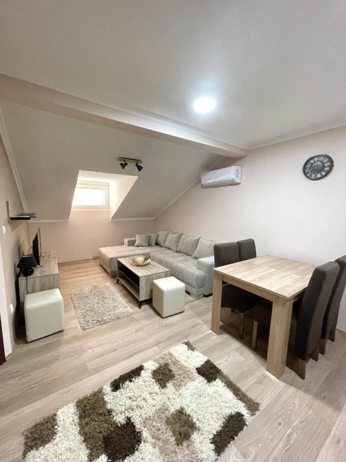 Vivko Apartments Veliko Gradište Dış mekan fotoğraf
